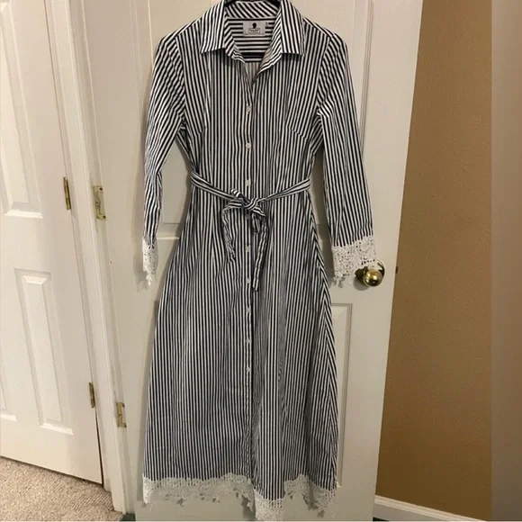 Dainty Jewells | Park Avenue Dress | Maxi length - Picture 7 of 7